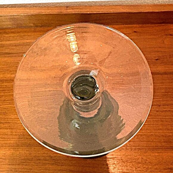 Artland Salute Iris Sage Green Hand-blown Bubble Glass Water Goblet - 8" 16 oz. - Picture 4 of 5